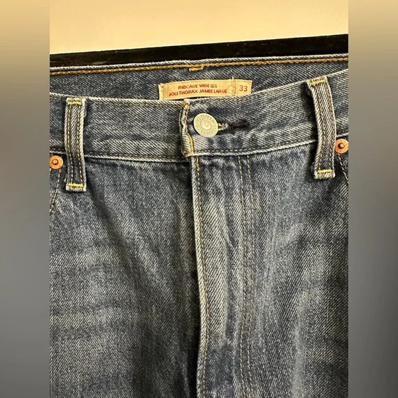 Levi’s Ribcage Wide Leg Jeans - Picture 5 of 5